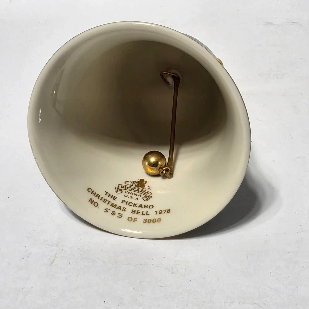Pickard China 1978 Christmas Bell O Little Town of Bethlehem Limited Edition 583